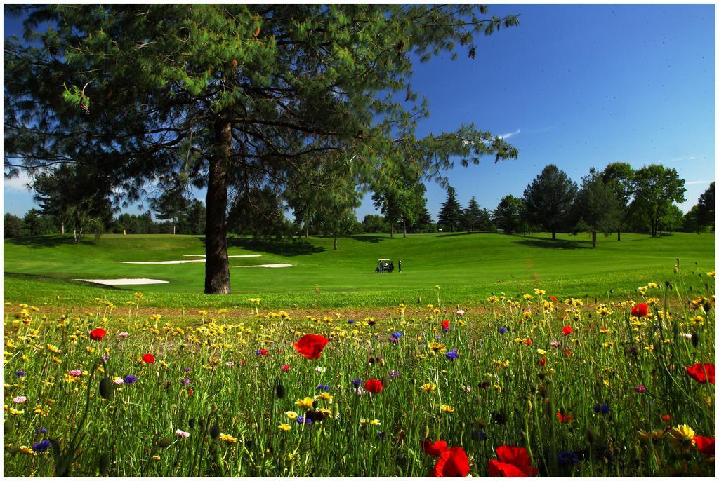 Solbiate Olona Le Robinie Golf & Resort מראה חיצוני תמונה