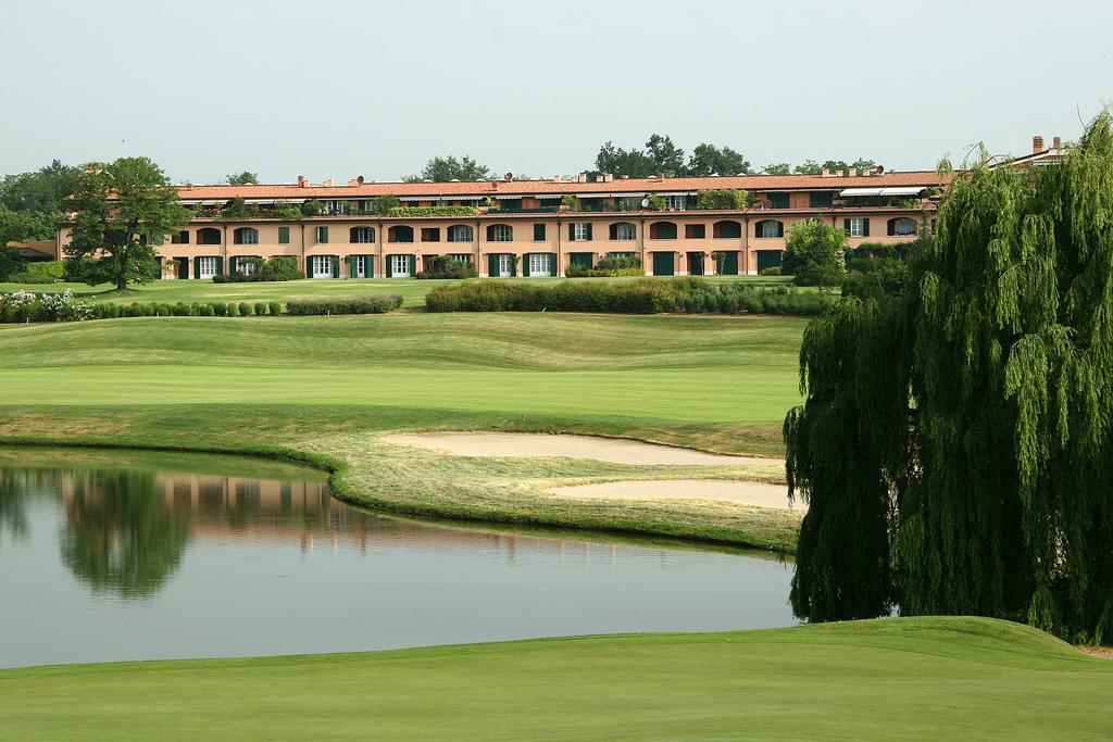 Solbiate Olona Le Robinie Golf & Resort מראה חיצוני תמונה